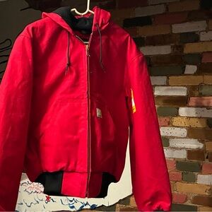 Carhartt Red Loose-Fit Hoodie with Logo Patch